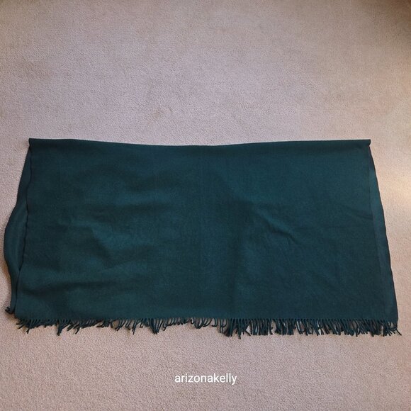 NWOT Green Wool Wrap Edinburgh Tartan Shop - Picture 9 of 12